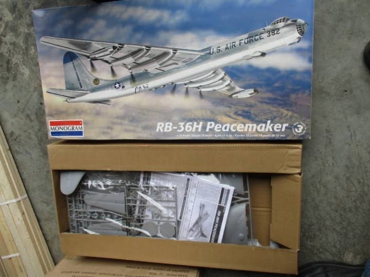 72 Scale Bomber R172