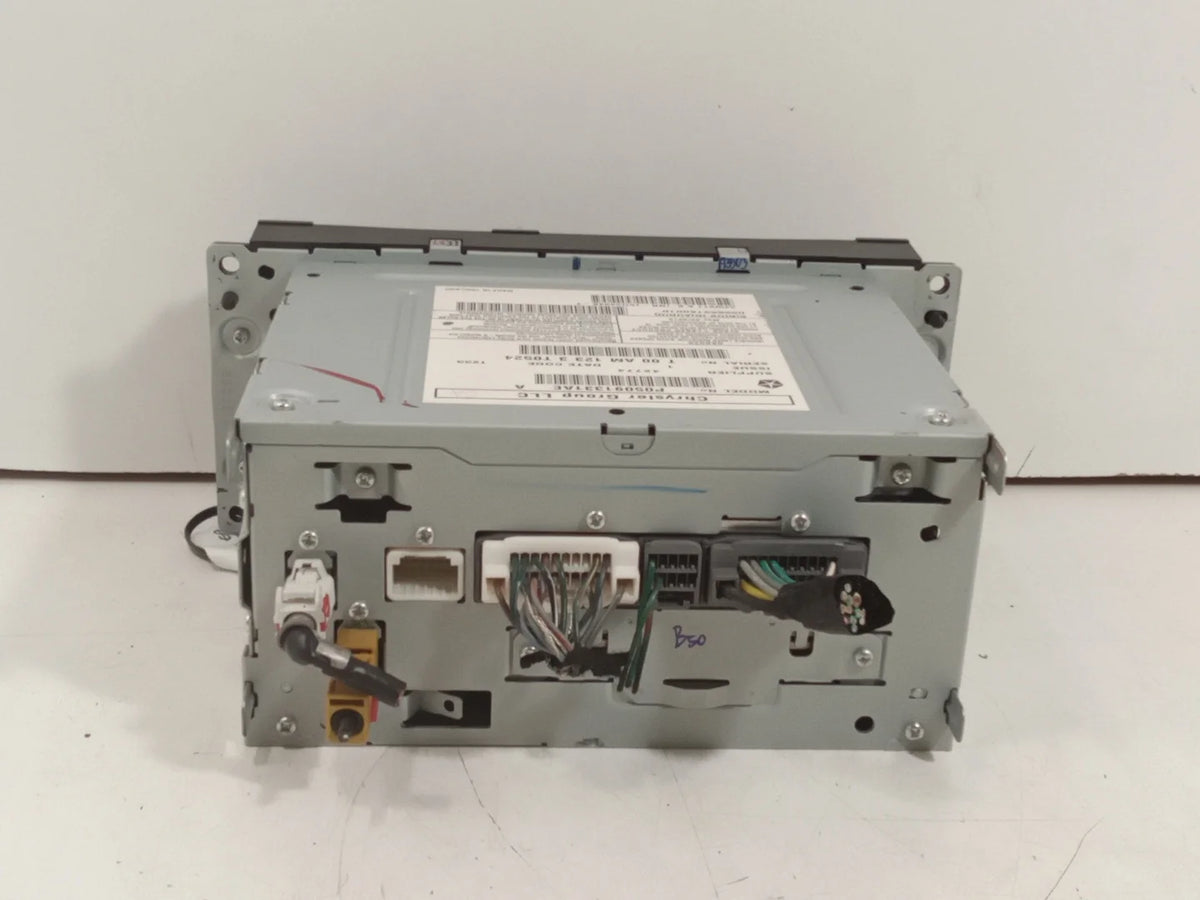 Pre-Owned Dodge Caravan Navigation Satellite CD Player Radio Receiver OEM J26313