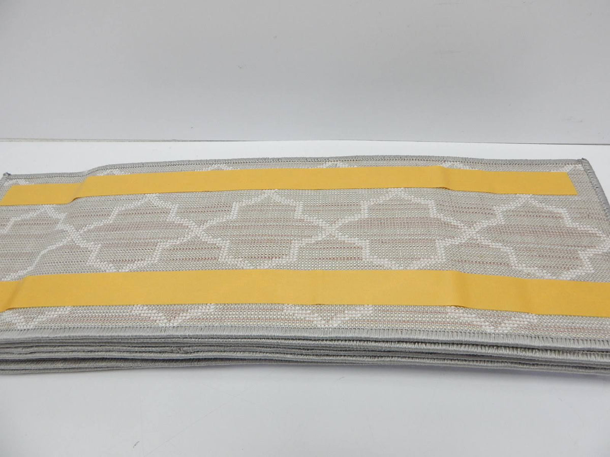 100% Polypropylene Carpet Strips D31615