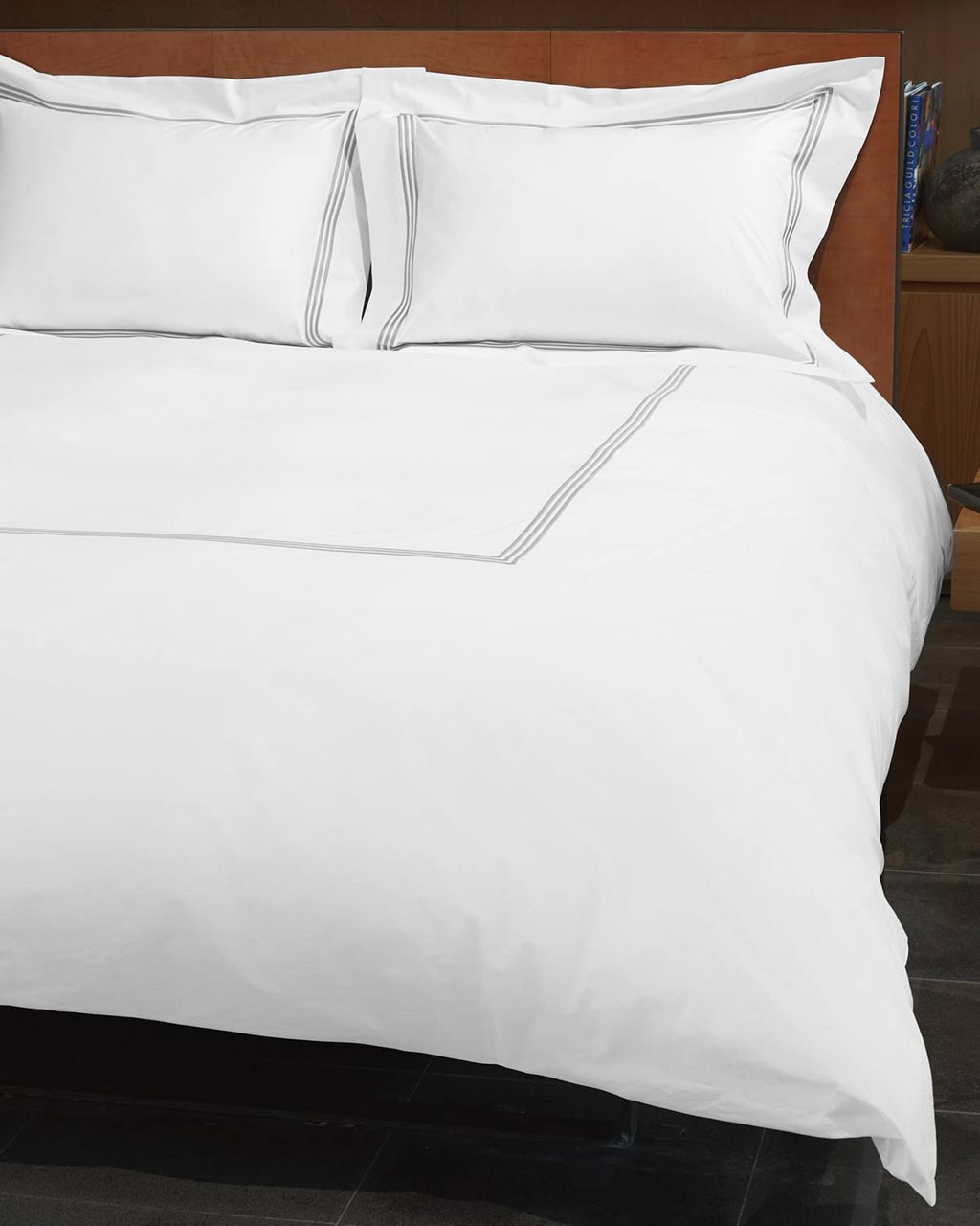 Queen Metallic Duvet Cover Y844
