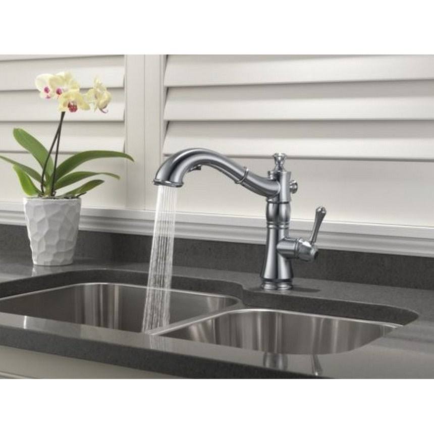 Chrome Single Handle Pull-Out Kitchen Faucet S4896