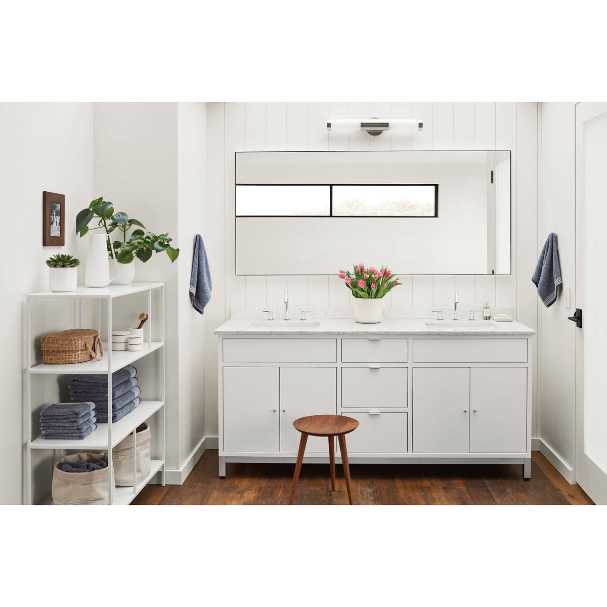 Modern Foshay Bookcase C10068