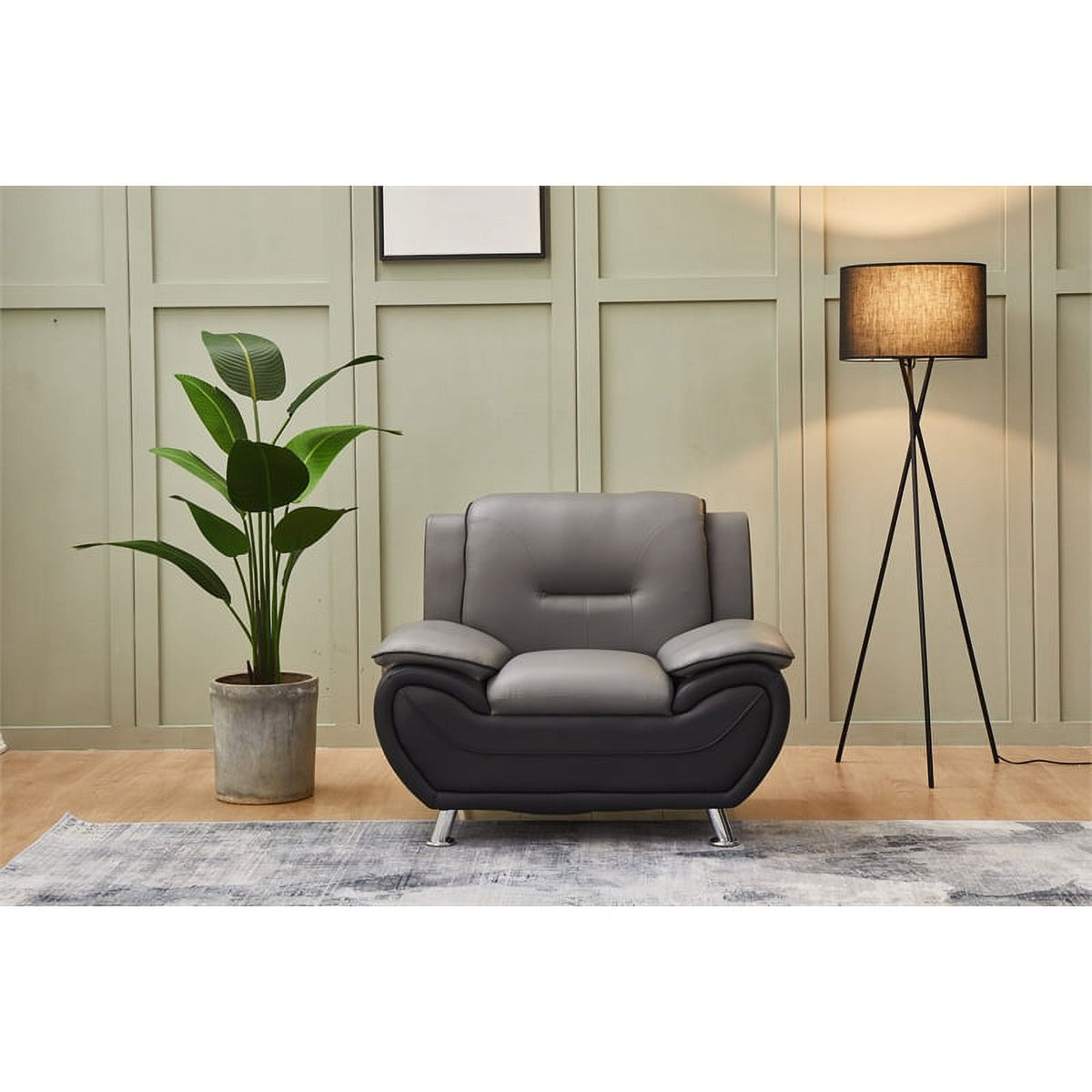 Modern Upholstered Faux Leather Chair in Black / Gray G278