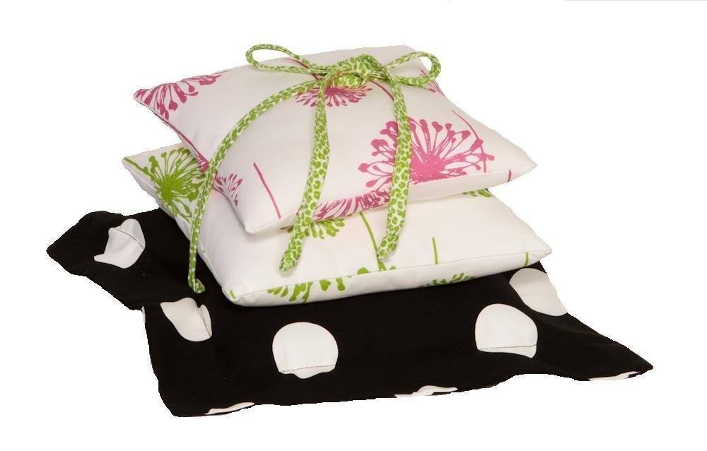 7 Piece Crib Bedding Set P590322