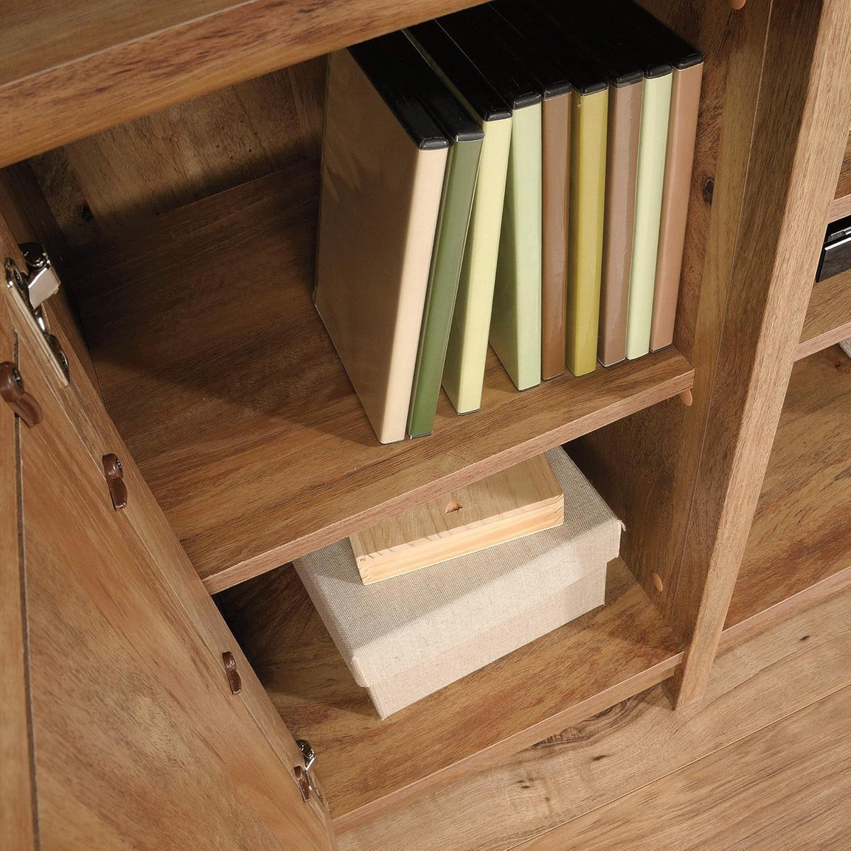 TV Stand with Storage O217