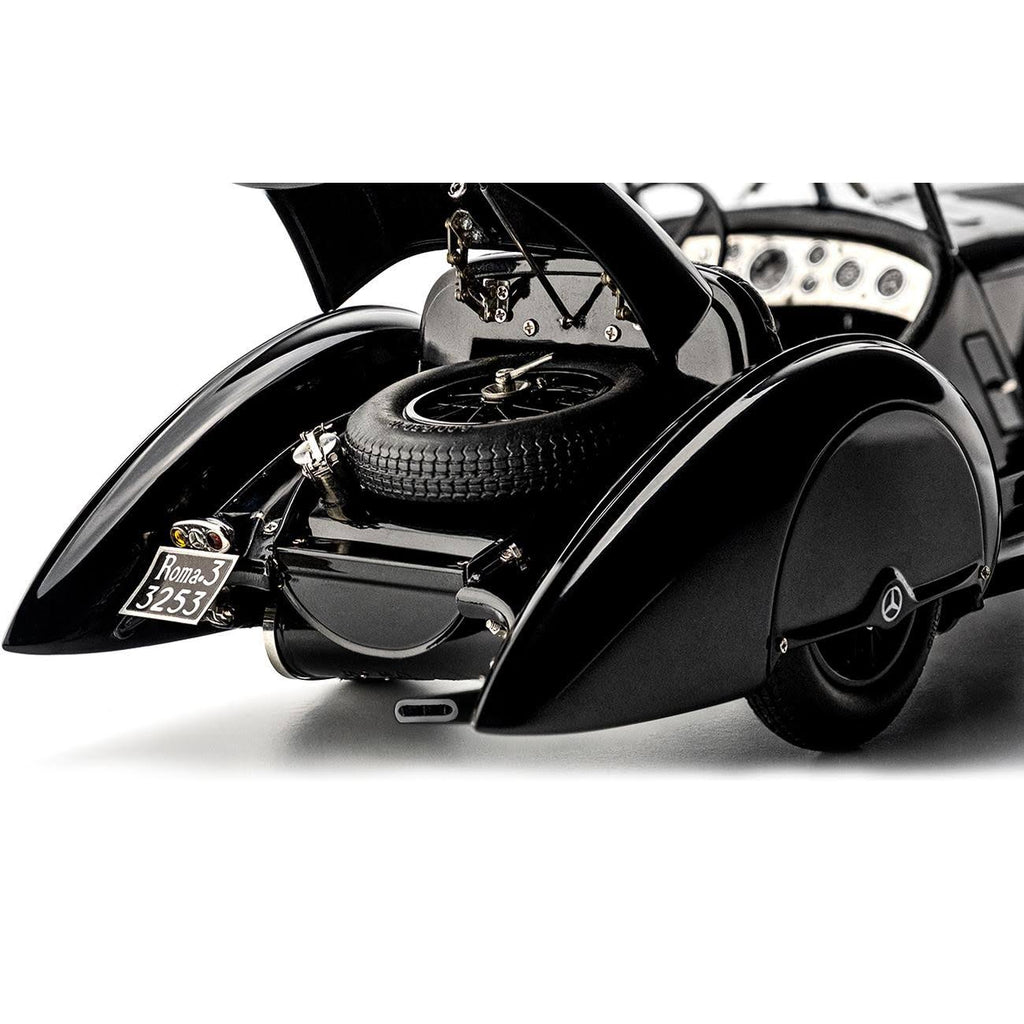 1/18 Diecast Model Car A17766