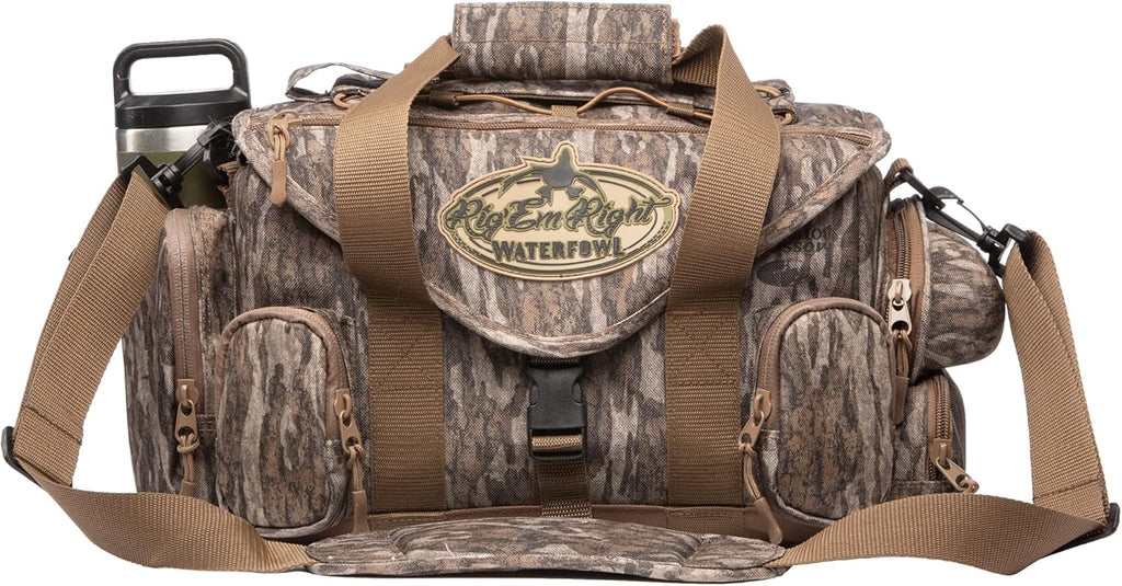Duck Hunting Blind Bag with Sunglasses Case, Drink Holder, Ammo Compartment R97275