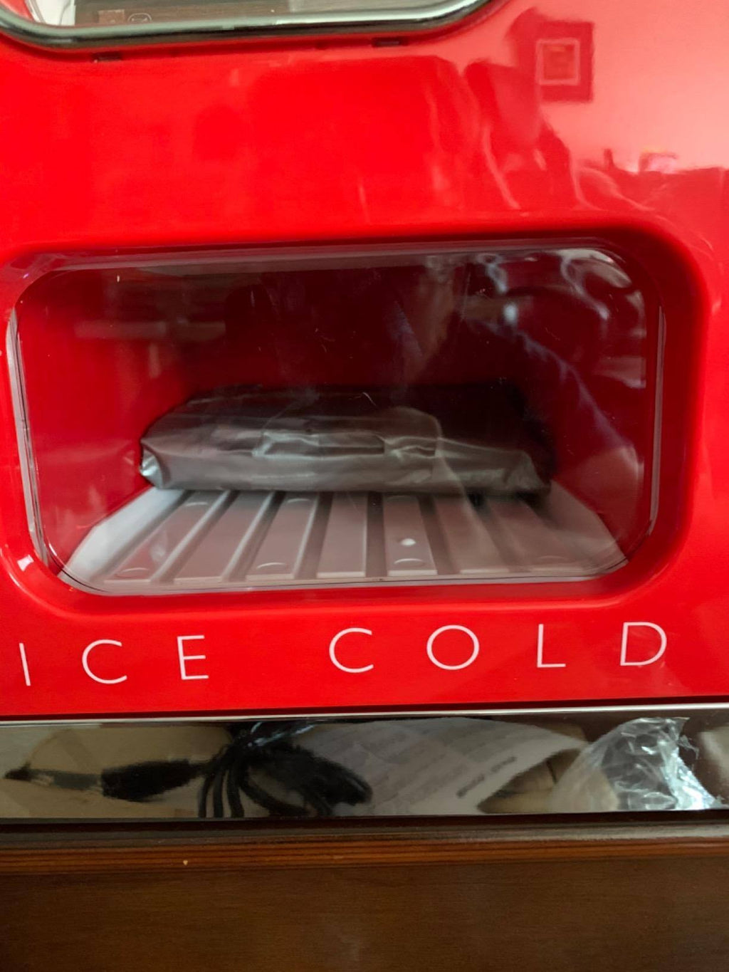 10-Can Retro Vending Fridge L821