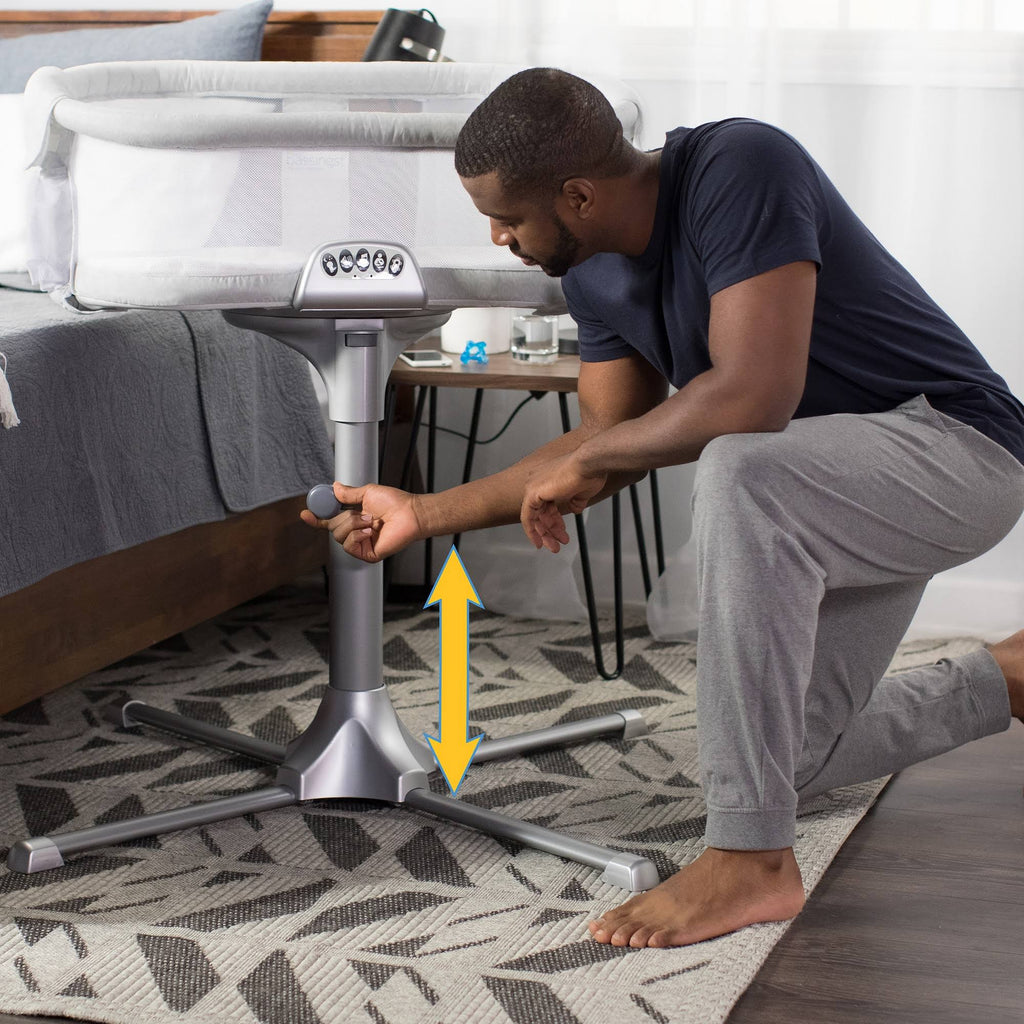 Silver River Stone Bassinest Swivel Sleeper Premier D141487